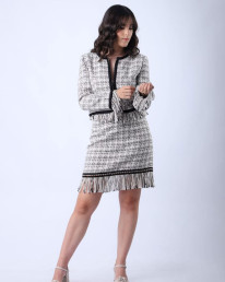 tailleur su misura Sartoria Creativa abiti su misura unici e cuciti a mano con passione e cura artigianale